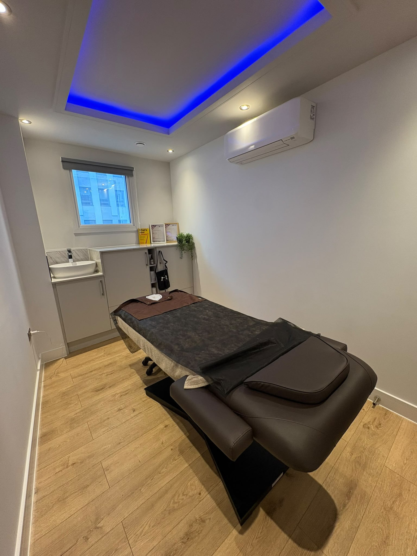The Sparadise treatment room